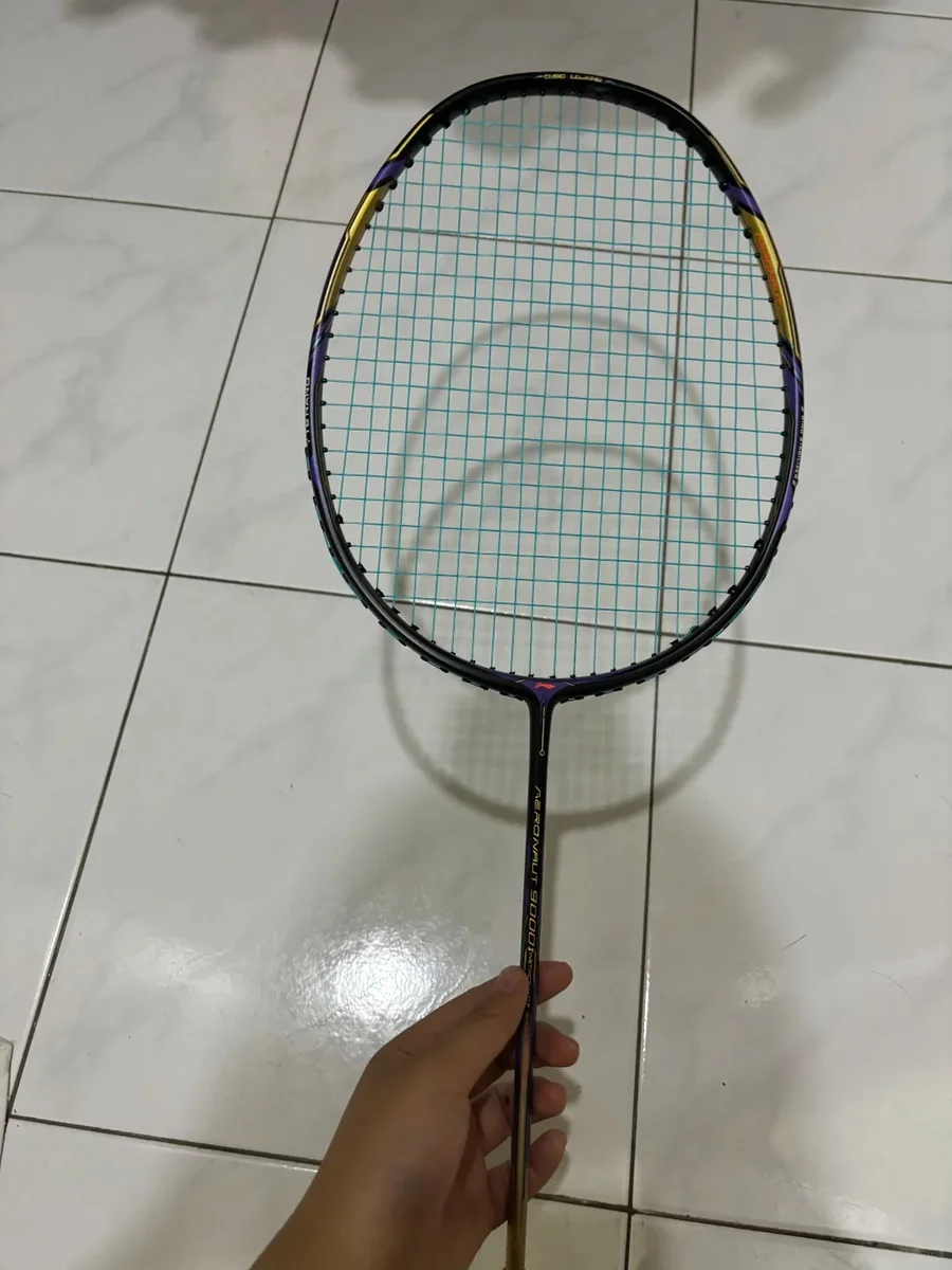 羽毛球拍