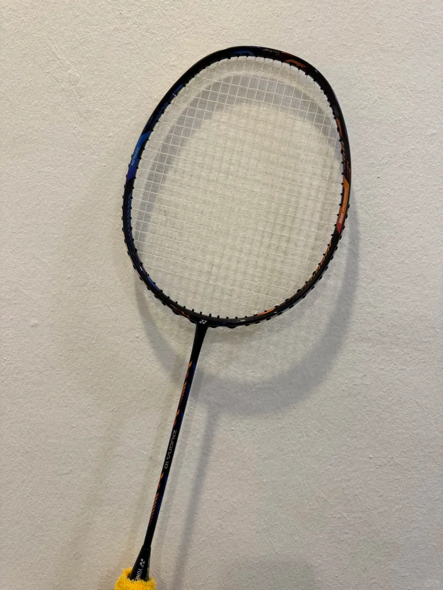 Yonex Duora 10
