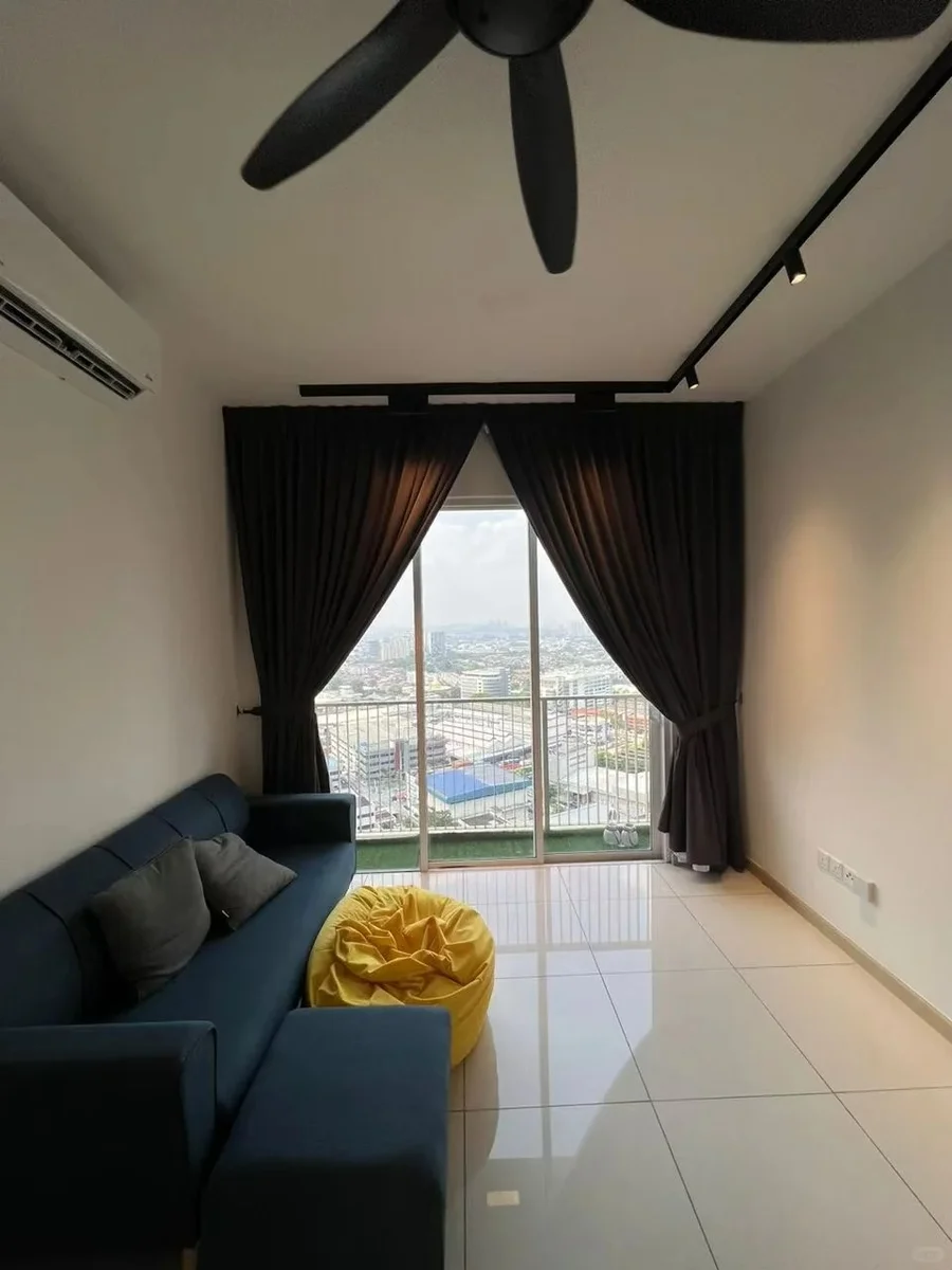 UM附近 Ryan&Miho高层2b2b中房暗窗短租