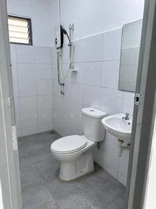 出租 | Taman Kerapu