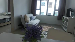 UM附近 Centrestage小区转租