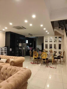 出租 | Taman Cahaya Alam